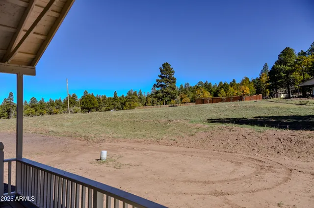 $700,000 | 685 Kuhn Road, Show Low, AZ 85901