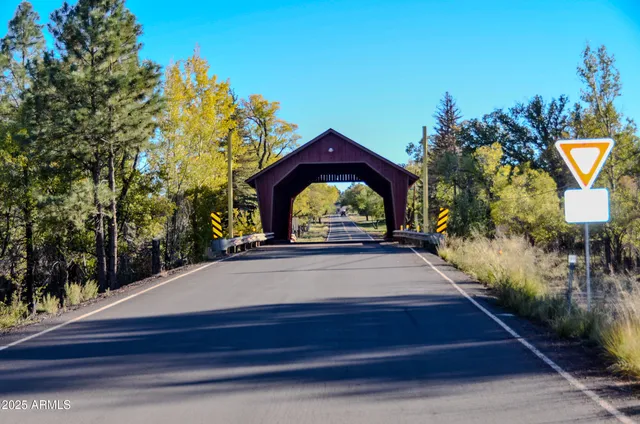 $700,000 | 685 Kuhn Road, Show Low, AZ 85901