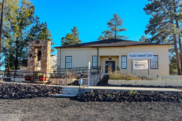 $700,000 | 685 Kuhn Road, Show Low, AZ 85901