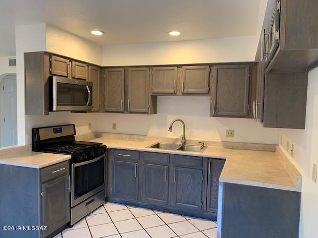 388 Willow Drive Rio Rico, AZ 85648 - Photo 17 of 26