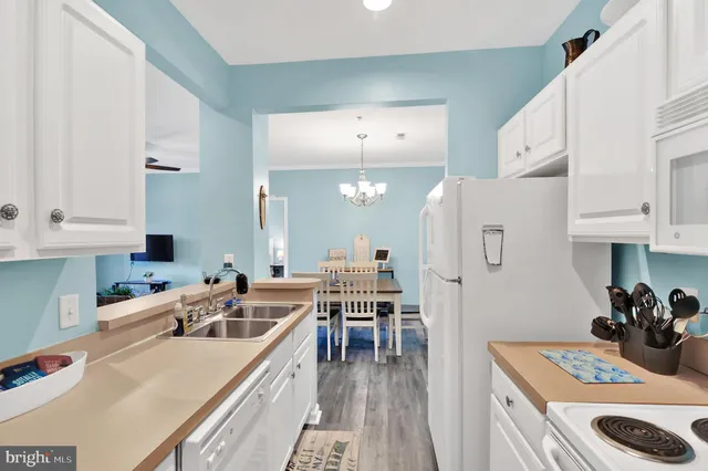 $344,990 | 35542 East Atlantic Circle, Unit 210, Rehoboth Beach, DE 19971