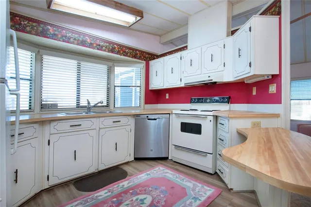 $99,900 | 3104 Donna Drive, Ellenton, FL 34222