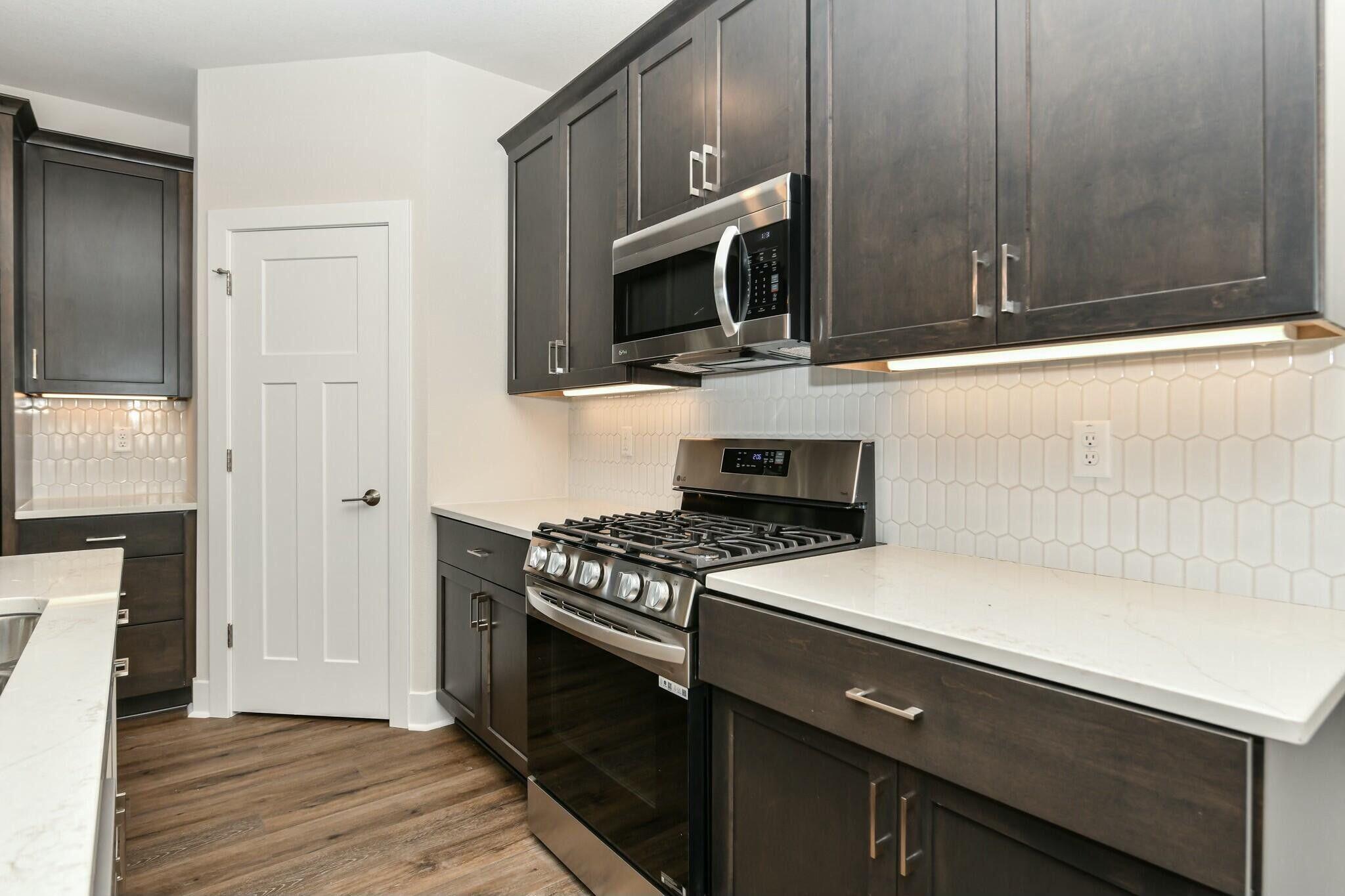 8312 85th Avenue Pleasant Prairie, WI 53158 - Photo 6 of 22 20250708181132624165000000-o