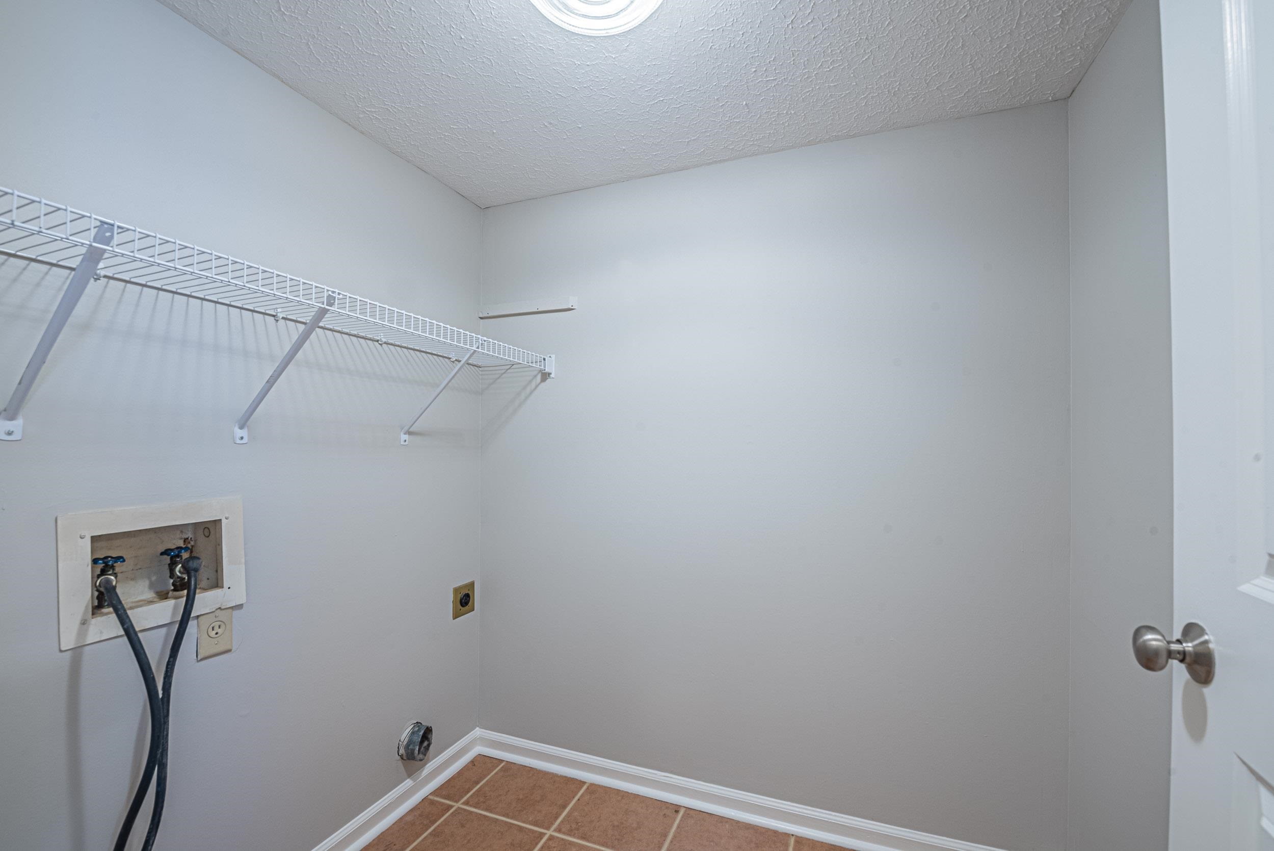 6992 Country Road, Unit 27 Germantown, TN 38138 - Photo 21 of 25 Gallery Image 21