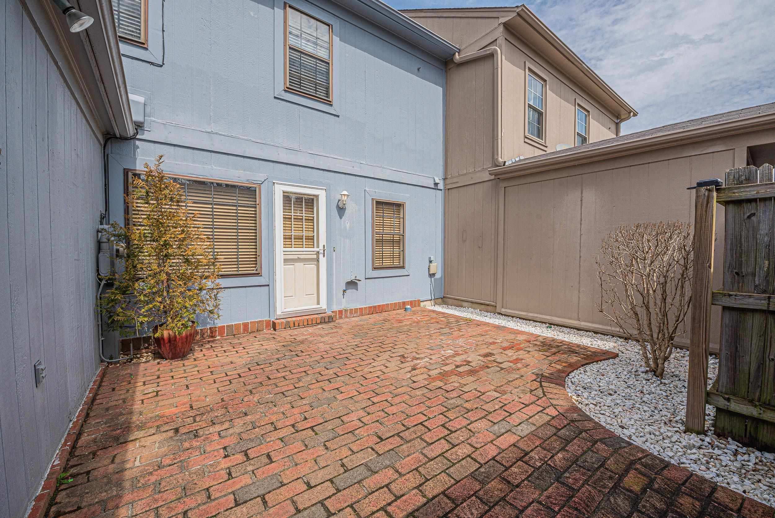 6992 Country Road, Unit 27 Germantown, TN 38138 - Photo 24 of 25 Gallery Image 24