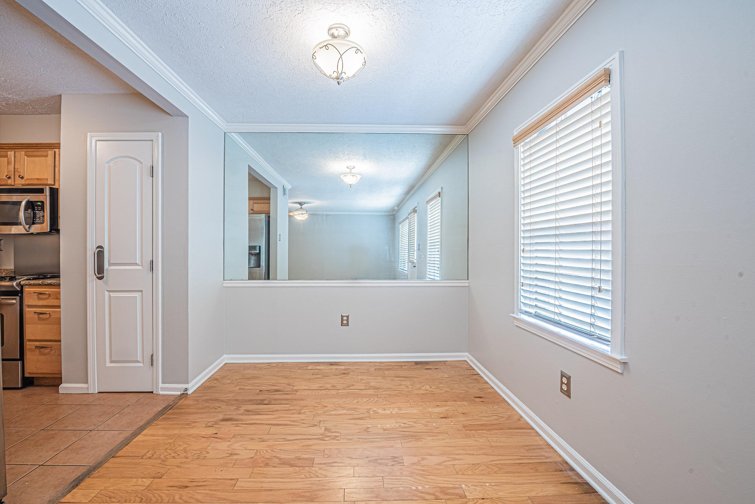 6992 Country Road, Unit 27 Germantown, TN 38138 - Photo 9 of 25 Gallery Image 9