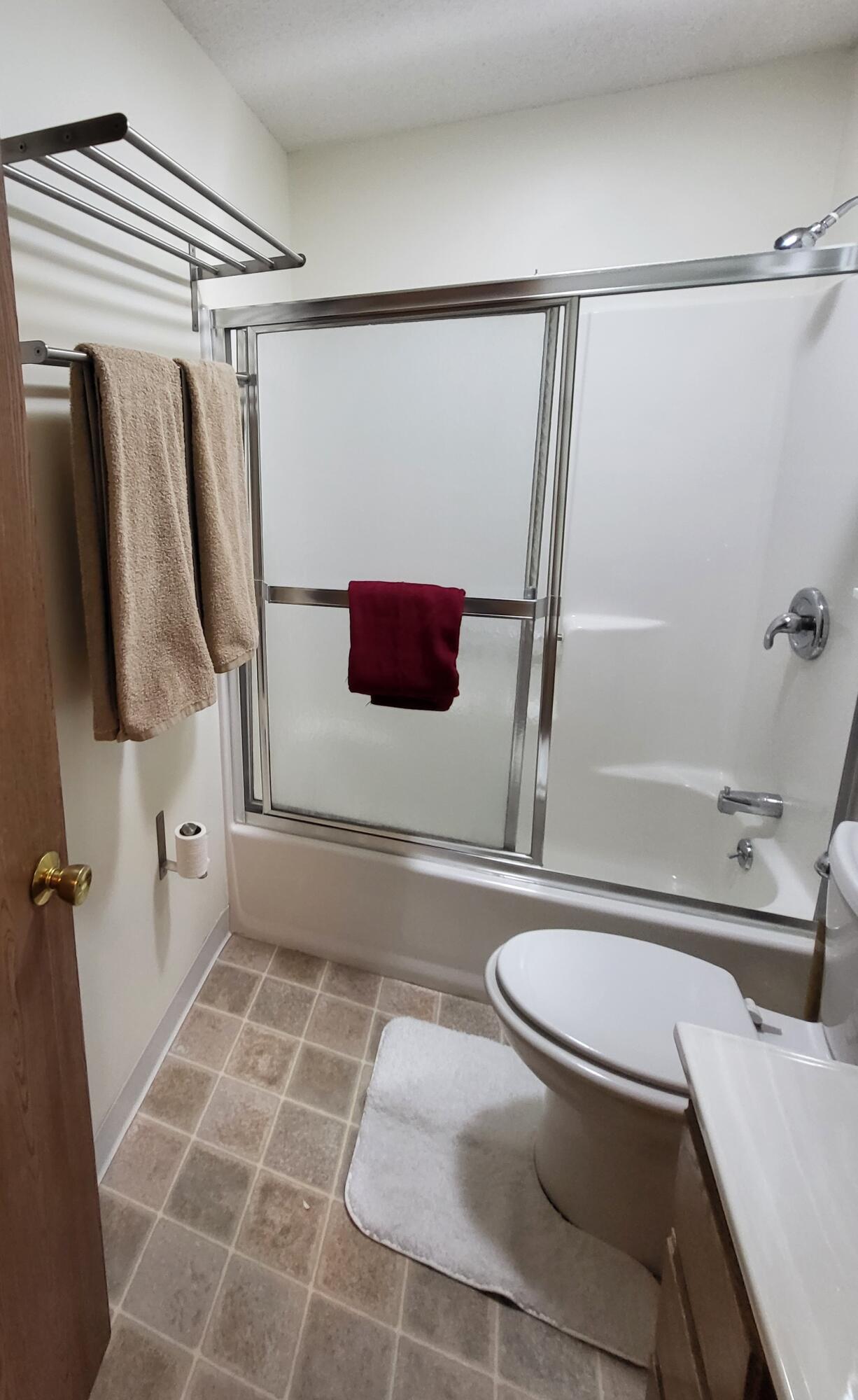 8 Fall Line Drive, Unit N104 Newry, ME 04261 - Photo 14 of 17 n104-bathview2