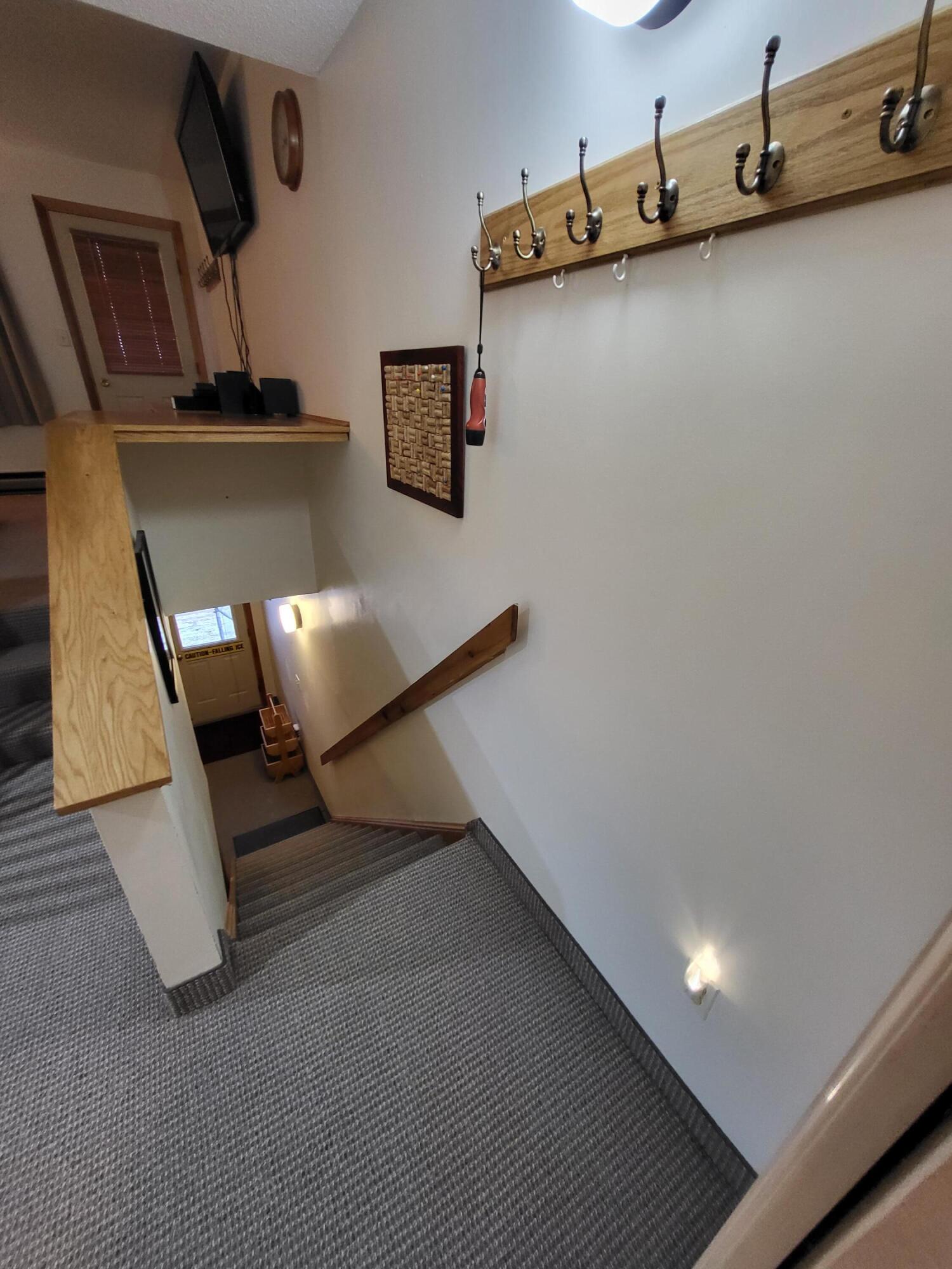 8 Fall Line Drive, Unit N104 Newry, ME 04261 - Photo 15 of 17 n104-stairwell
