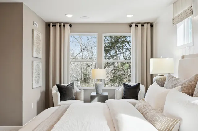 $448,365 | 14399 104th Avenue North, Maple Grove, MN 55369