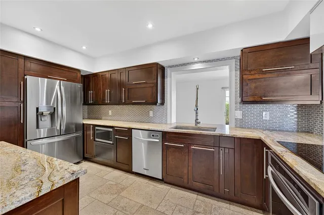 $924,000 | 2110 Northeast 56th Street, Fort Lauderdale, FL 33308