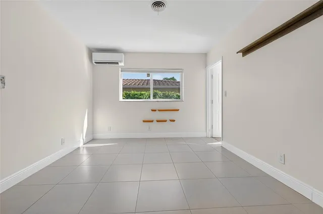 $924,000 | 2110 Northeast 56th Street, Fort Lauderdale, FL 33308