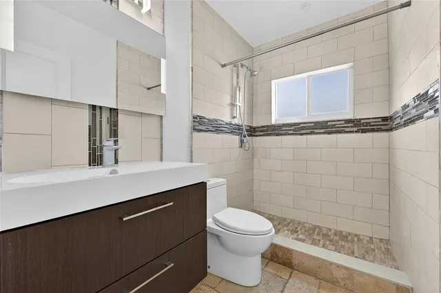 $924,000 | 2110 Northeast 56th Street, Fort Lauderdale, FL 33308