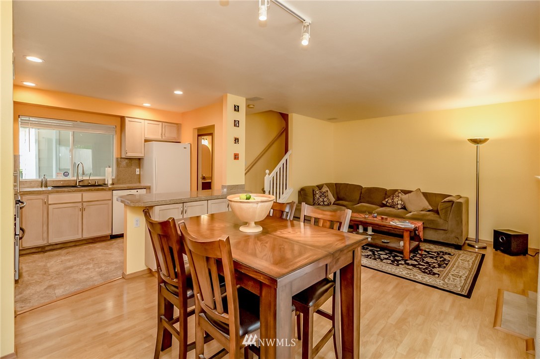 18804 19th Drive Southeast Bothell, WA 98012 - Photo 5 of 16