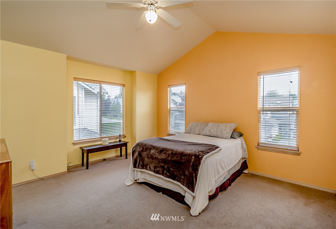 18804 19th Drive Southeast Bothell, WA 98012 - Photo 7 of 16