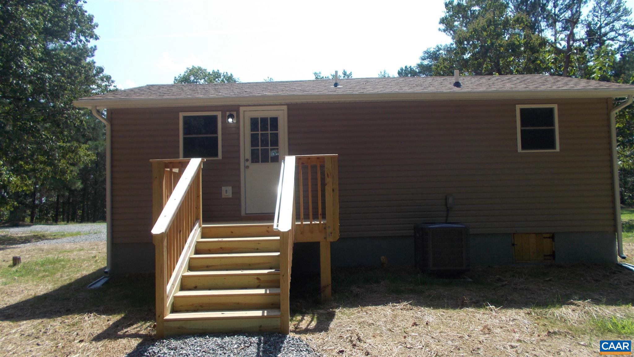 1559 Johnson Road Mineral, VA 23117 - Photo 5 of 19 Gallery Image 5