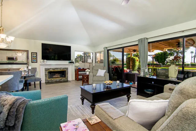 $400,000 | 41830 Woodhaven Drive East, Palm Desert, CA 92211