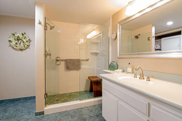 $400,000 | 41830 Woodhaven Drive East, Palm Desert, CA 92211