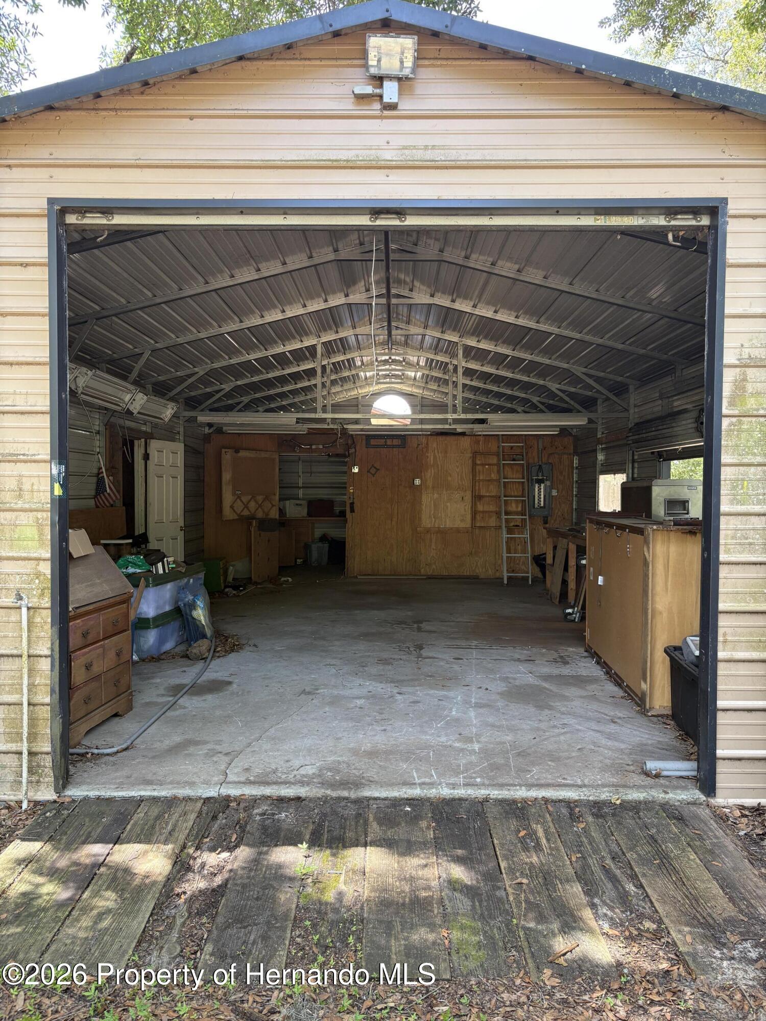 4306 Lane Road Zephyrhills, FL 33541 - Photo 12 of 54 Gallery Image 12
