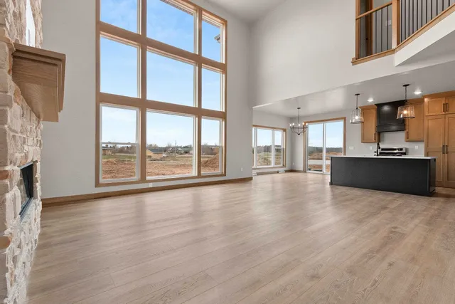 $719,900 | 302 Lansdowne Street, De Pere, WI 54115