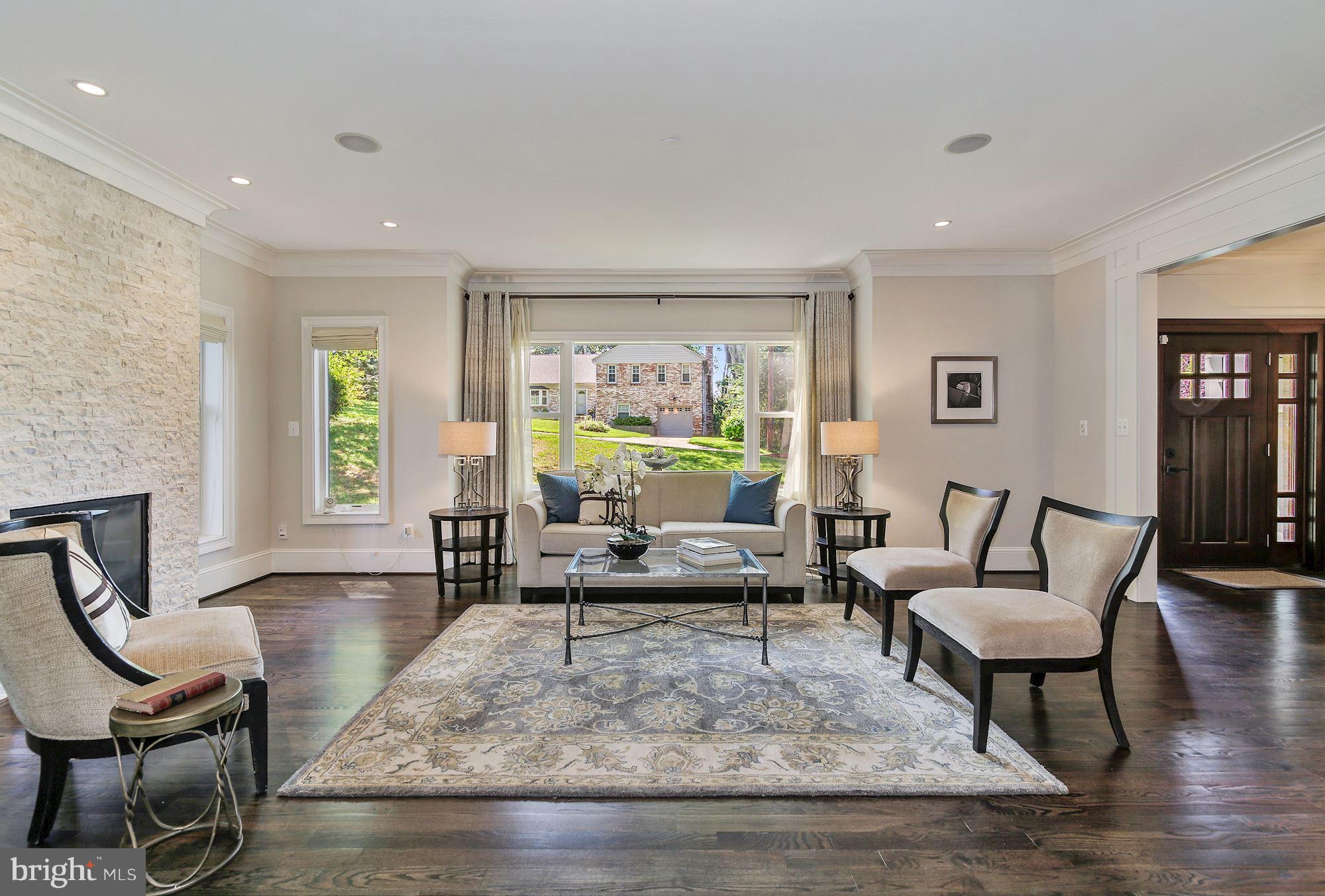 3224 Park View Road Chevy Chase, MD 20815 - Photo 8 of 30 Living Room equally impressive and inviting.