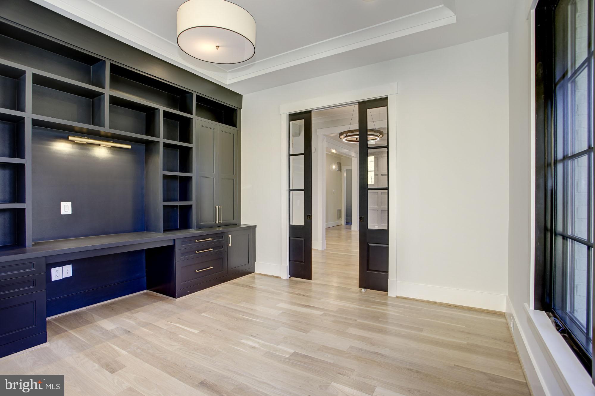 1306 Calder Road McLean, VA 22101 - Photo 38 of 70