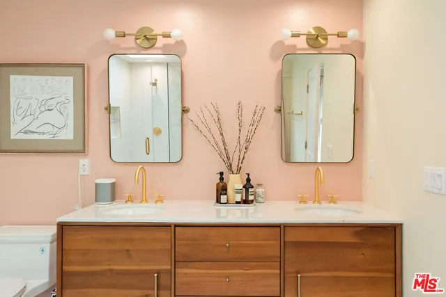 $1,749,000 | 5828 Irvine Avenue, Valley Village, CA 91601