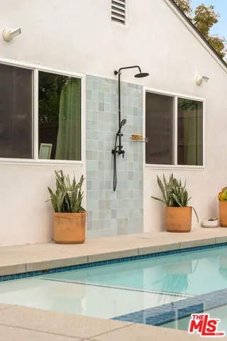 $1,749,000 | 5828 Irvine Avenue, Valley Village, CA 91601