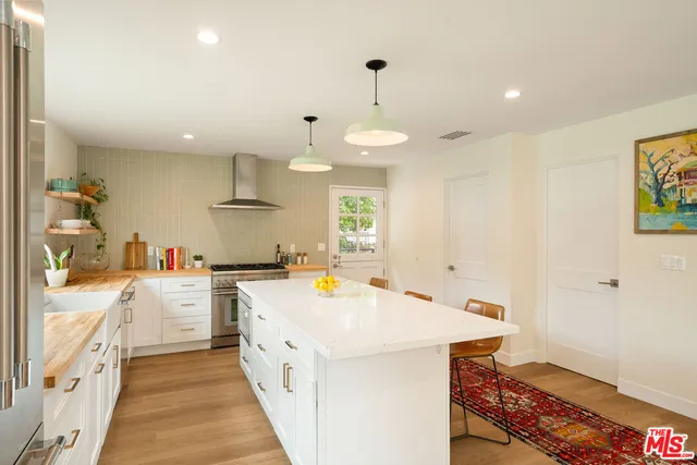 $1,749,000 | 5828 Irvine Avenue, Valley Village, CA 91601