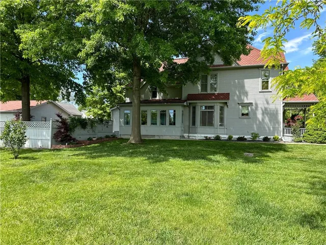 $299,000 | 713 Brookfield Avenue, Brookfield, MO 64628