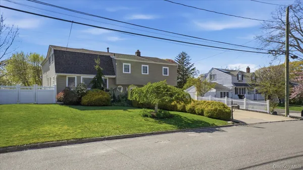 $849,990 | 20 Camp Drive, Selden, NY 11784