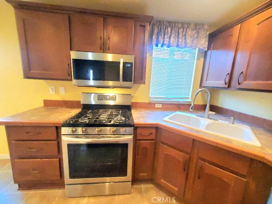21621 Sandia Road, Unit 144 Apple Valley, CA 92308 - Photo 21 of 35