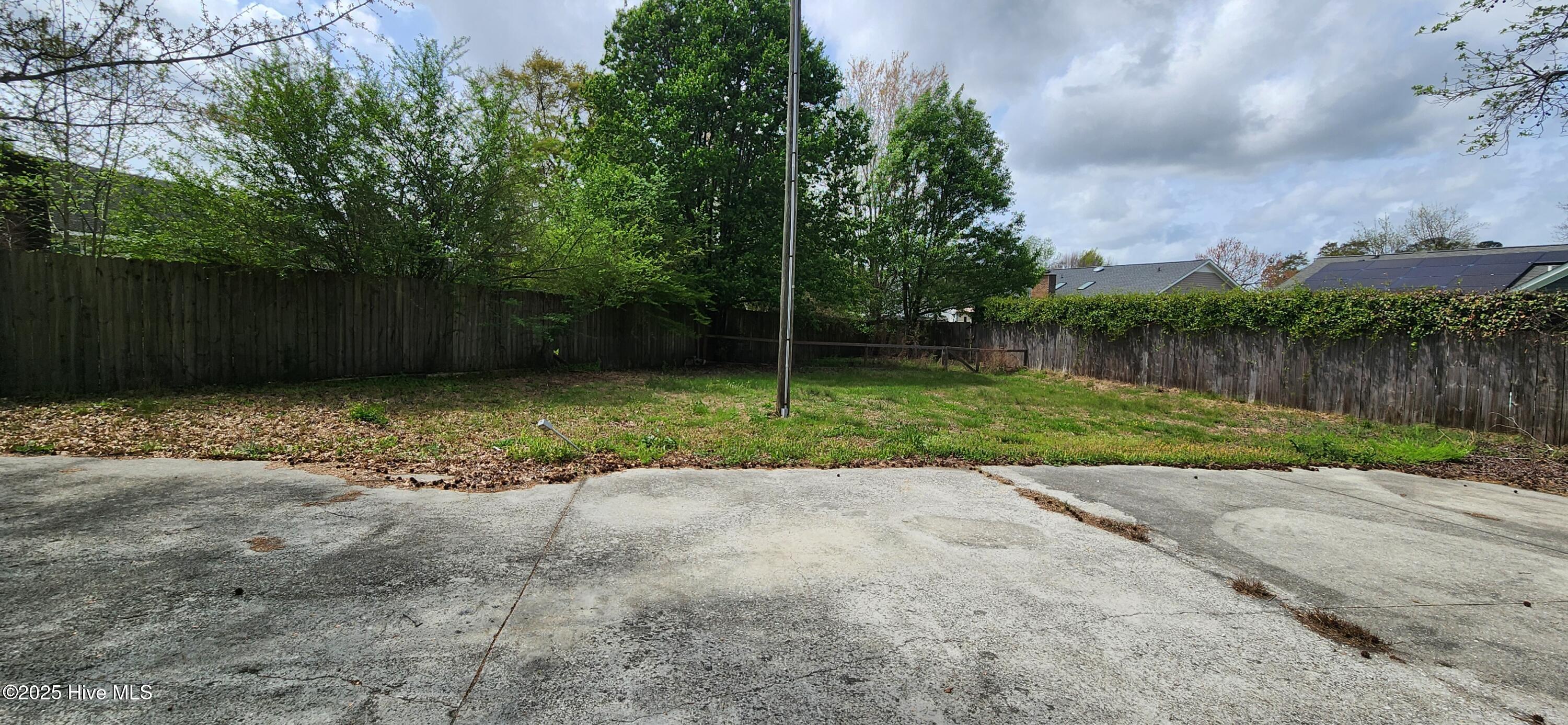 191 Raintree Circle Jacksonville, NC 28540 - Photo 14 of 16 1000026163