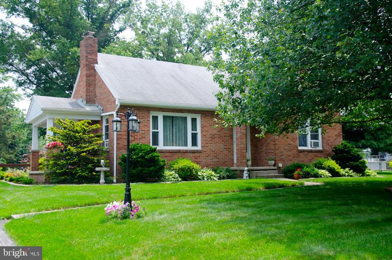 2211 Locust Road Dover, PA 17315 - Photo 1 of 35 Gallery Image 1