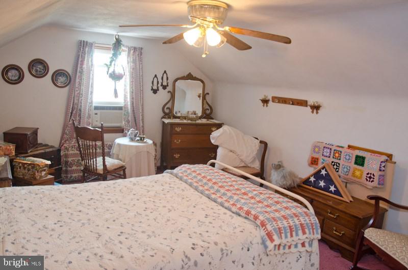 2211 Locust Road Dover, PA 17315 - Photo 11 of 35 Gallery Image 11