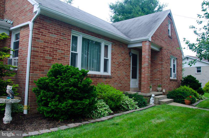 2211 Locust Road Dover, PA 17315 - Photo 21 of 35 Gallery Image 21
