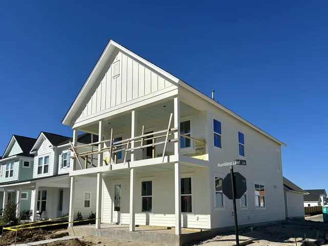 $599,900 | 726 Rumbling Leaf Lane, Summerville, SC 29486