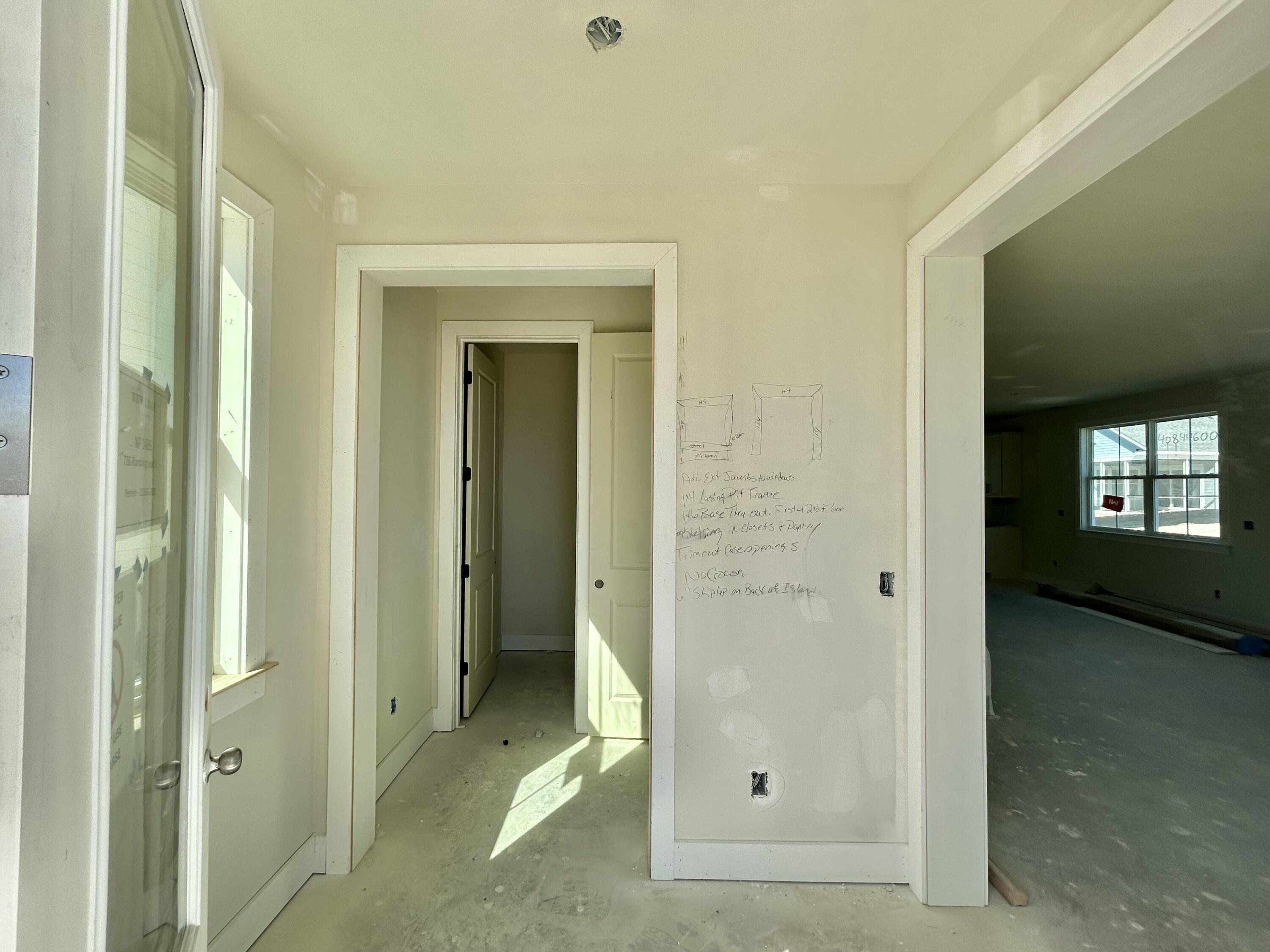 726 Rumbling Leaf Lane Summerville, SC 29486 - Photo 7 of 25 Entryway