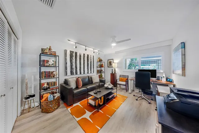 $649,900 | 3651 Oaks Clubhouse Drive, Unit P11, Pompano Beach, FL 33069