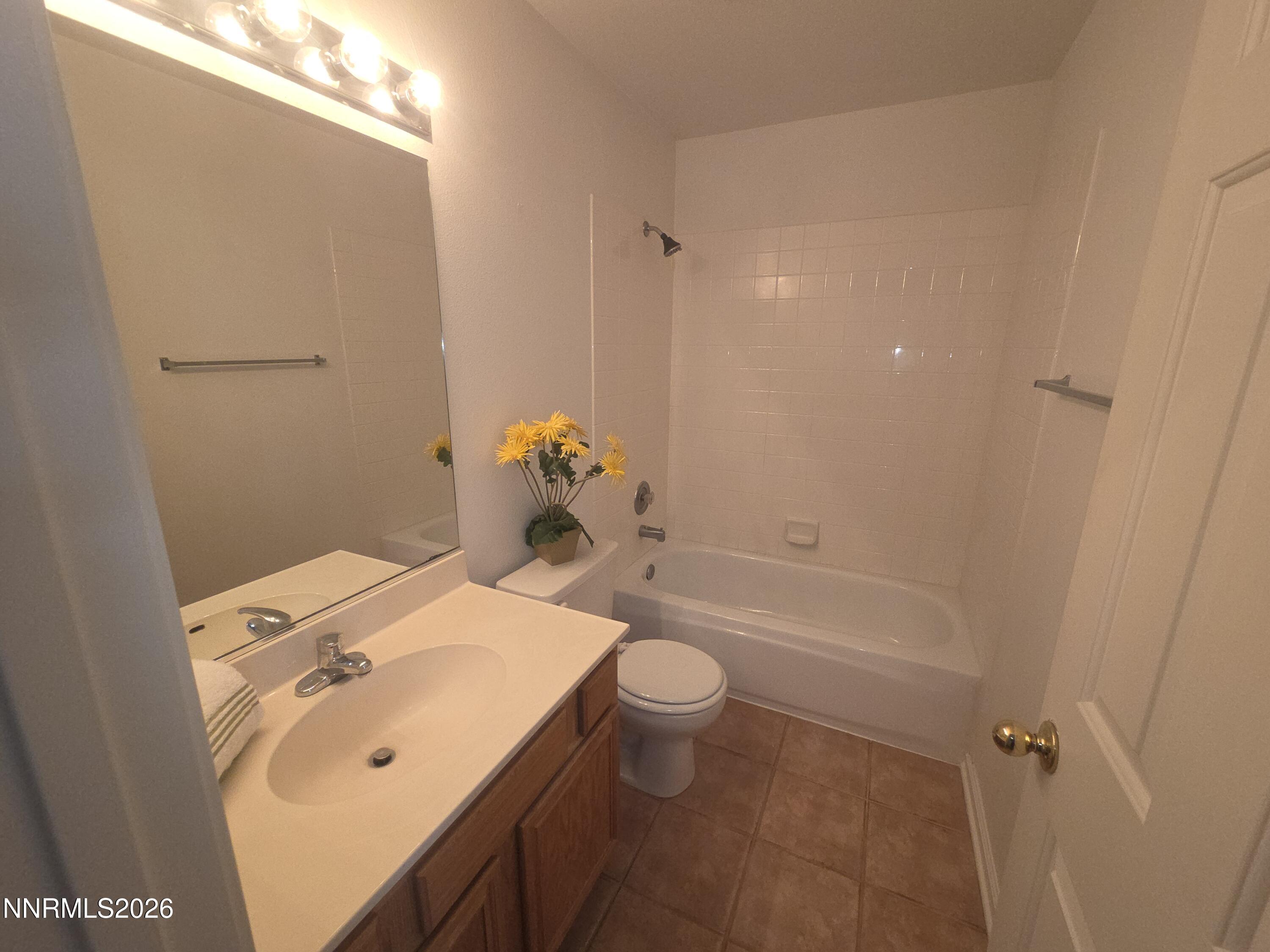 2770 Fairwood Drive Reno, NV 89502 - Photo 11 of 25 20260624_152414