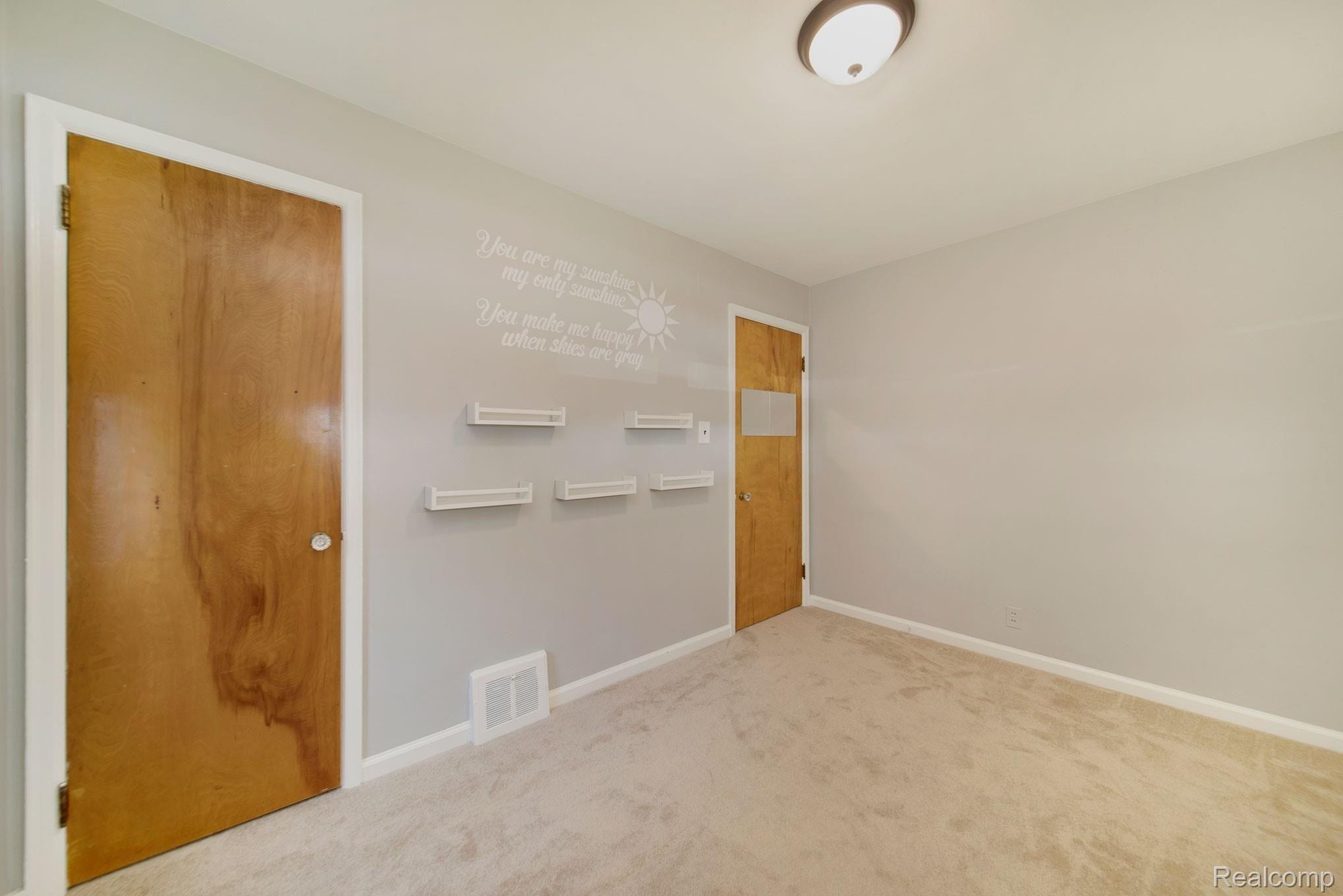 3505 Durham Road Royal Oak, MI 48073 - Photo 10 of 29 3505-Durham_15.jpg