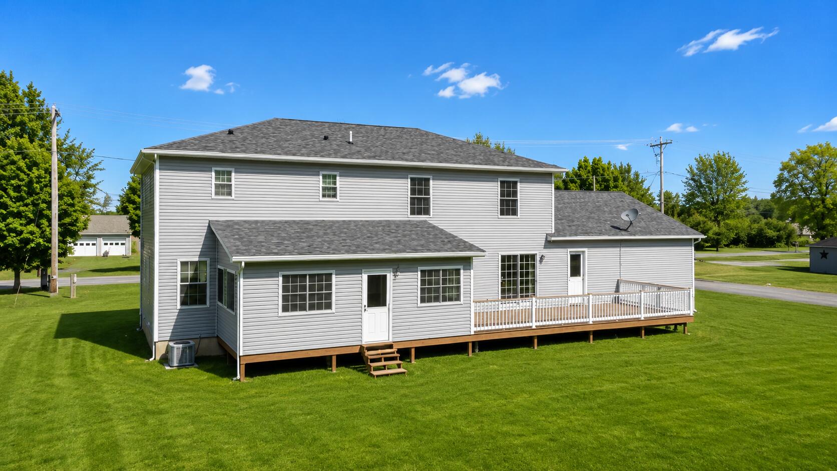 1473 Cumberland Head Road Plattsburgh, NY 12901 - Photo 3 of 83 Gallery Image 3