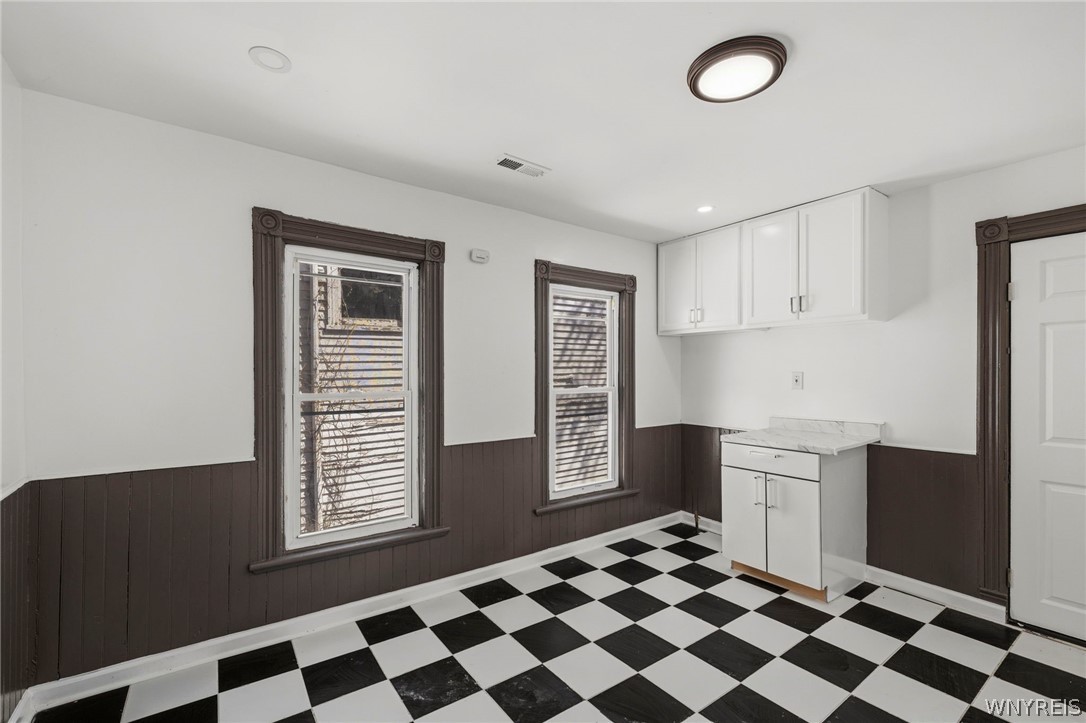 119 Edna Place Buffalo, NY 14209 - Photo 27 of 35