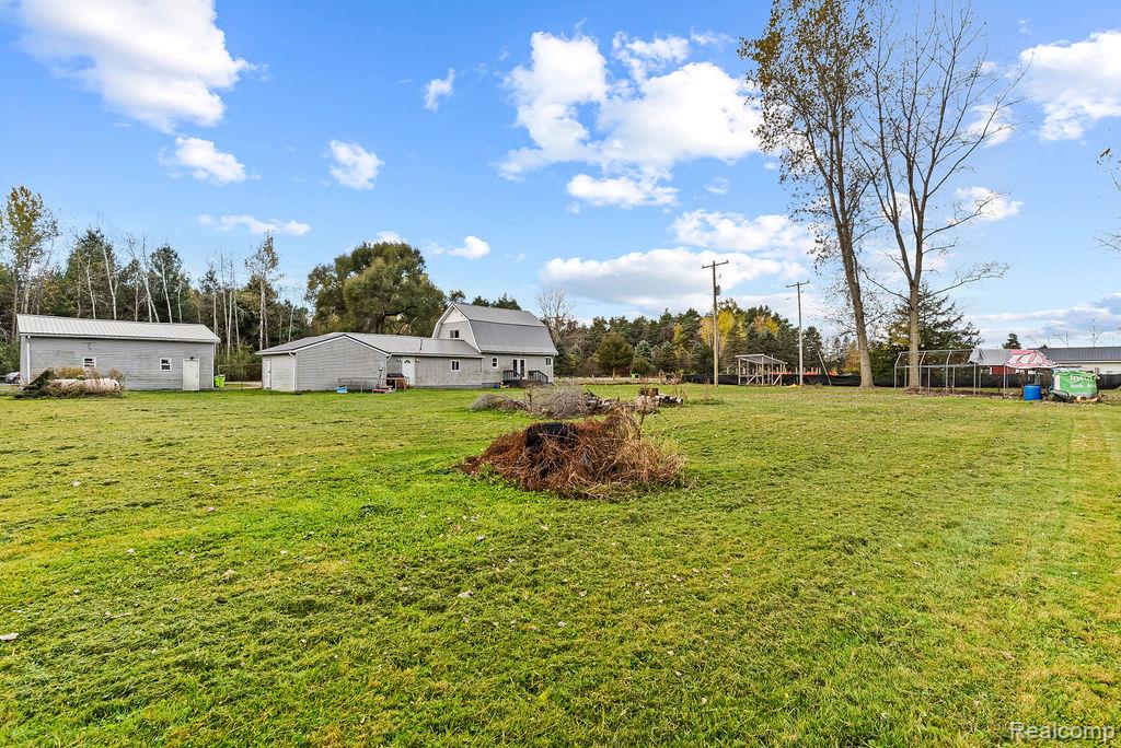 4576 West Baker Road Coleman, MI 48618 - Photo 8 of 40