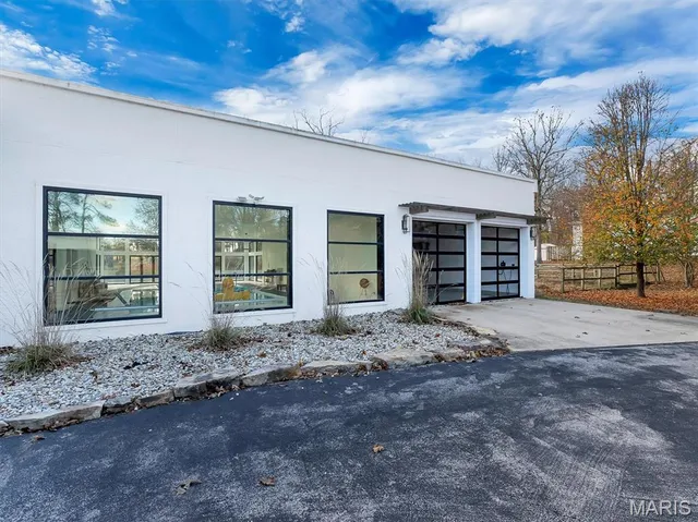 $1,400,000 | 12070 Country Club Drive, Rolla, MO 65401