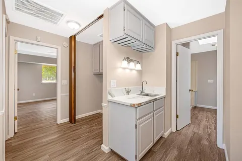 $480,000 | 98 Las Positas Circle, Sacramento, CA 95831