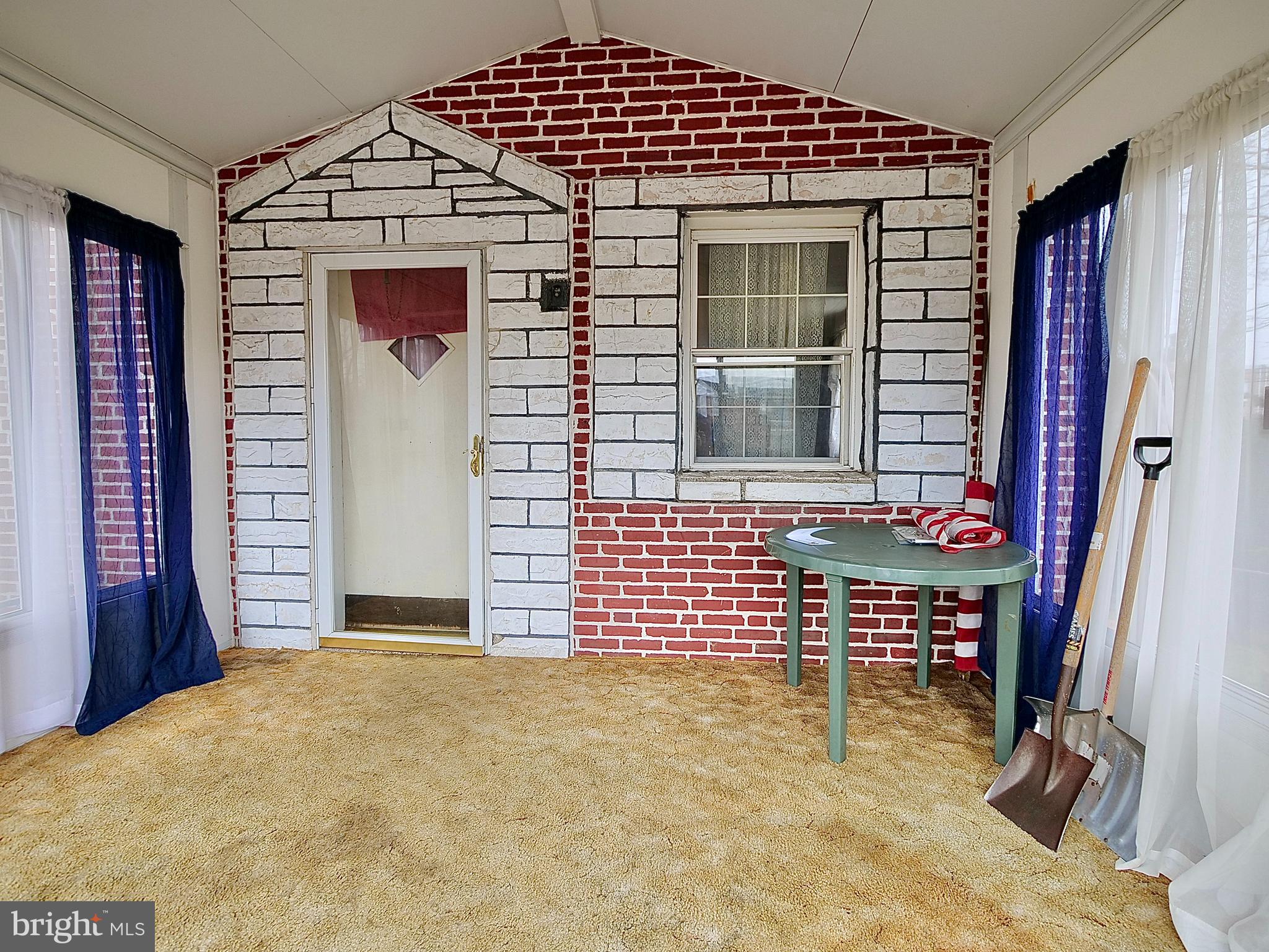 2019 Carter Road Folcroft, PA 19032 - Photo 6 of 38