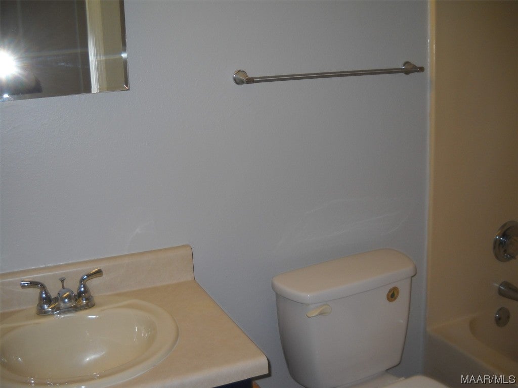 2294 Will Logan Road Ozark, AL 36360 - Photo 15 of 24 Gallery Image 15
