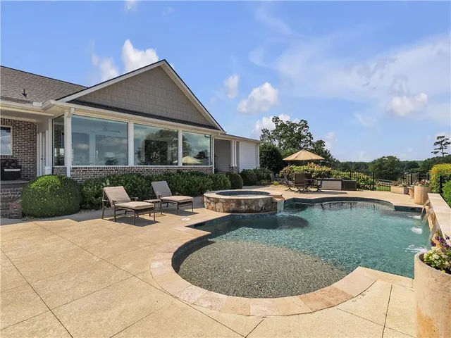 $1,299,000 | 702 Cash Road Southeast, Calhoun, GA 30701