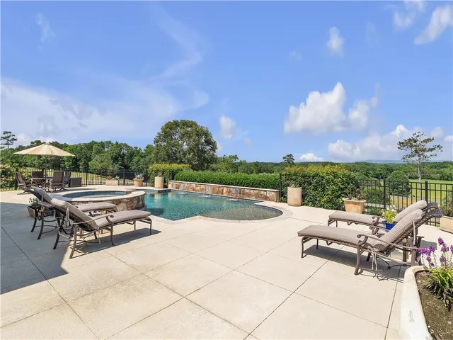 $1,299,000 | 702 Cash Road Southeast, Calhoun, GA 30701