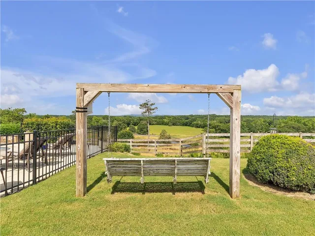 $1,299,000 | 702 Cash Road Southeast, Calhoun, GA 30701